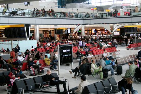 UK Airports Set for Heaviest Passenger Volumes in January 2026